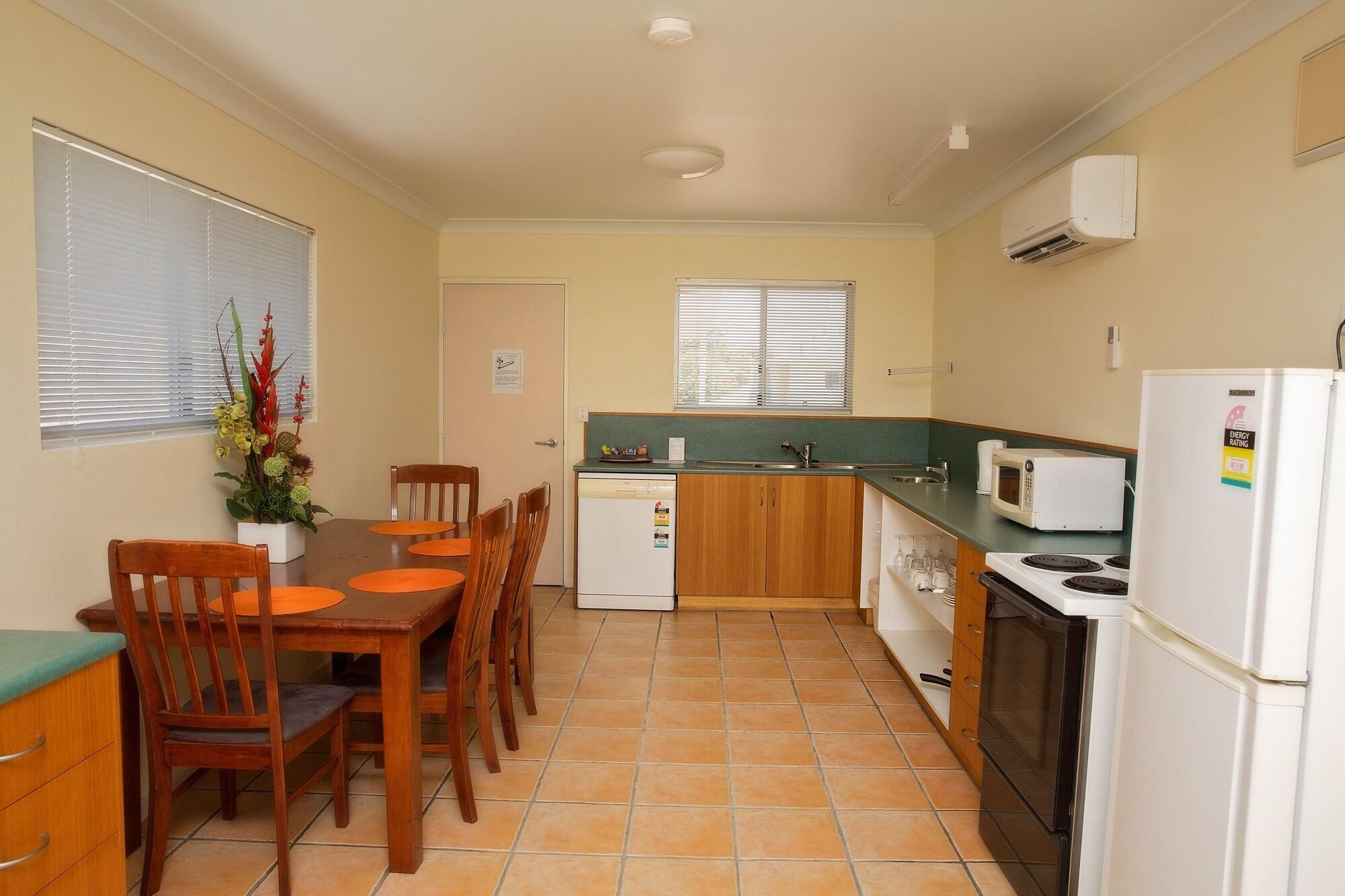 White Lace Motor Inn Mackay Buitenkant foto